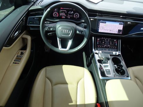 Certified 2023 Audi Q8 Premium Plus w/ Premium Plus Package AWD/4WD image 11