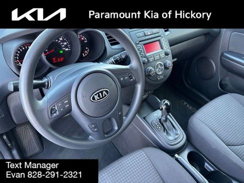 Used 2012 Kia Soul FWD image 19