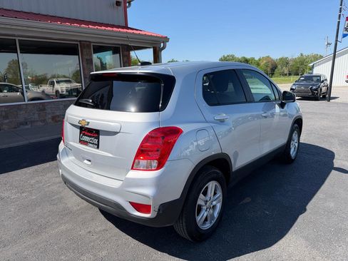 Used 2019 Chevrolet Trax LS w/ Tint and Cruise Package image 4