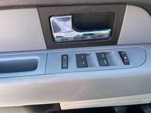 Used 2012 Ford F150 XLT w/ XLT Convenience Pkg image 8