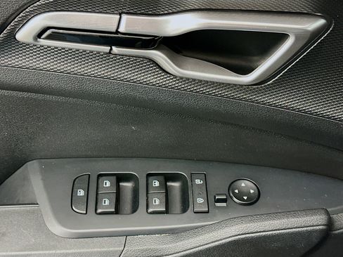 Used 2024 Kia Sportage LX image 15