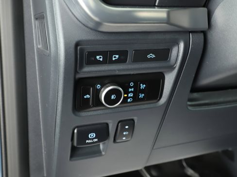 Used 2023 Ford F150 Lariat w/ Equipment Group 502A High AWD/4WD image 20