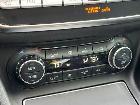 Used 2019 Mercedes-Benz GLA 250 4MATIC image 24