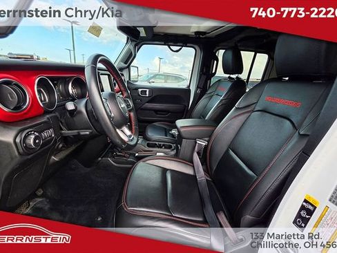 Used 2022 Jeep Wrangler Unlimited Rubicon AWD/4WD image 18