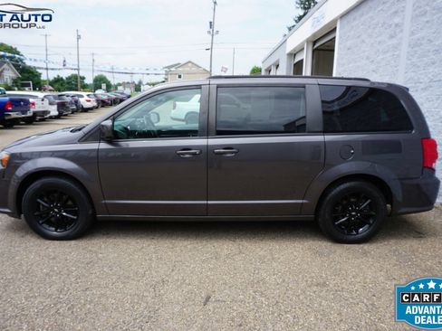 Used 2019 Dodge Grand Caravan GT FWD image 4