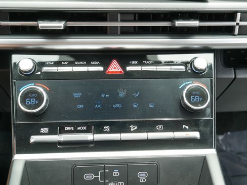 Certified 2026 Hyundai Santa Fe SE AWD/4WD image 30