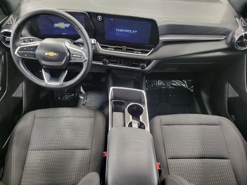 Used 2025 Chevrolet Equinox LT image 7