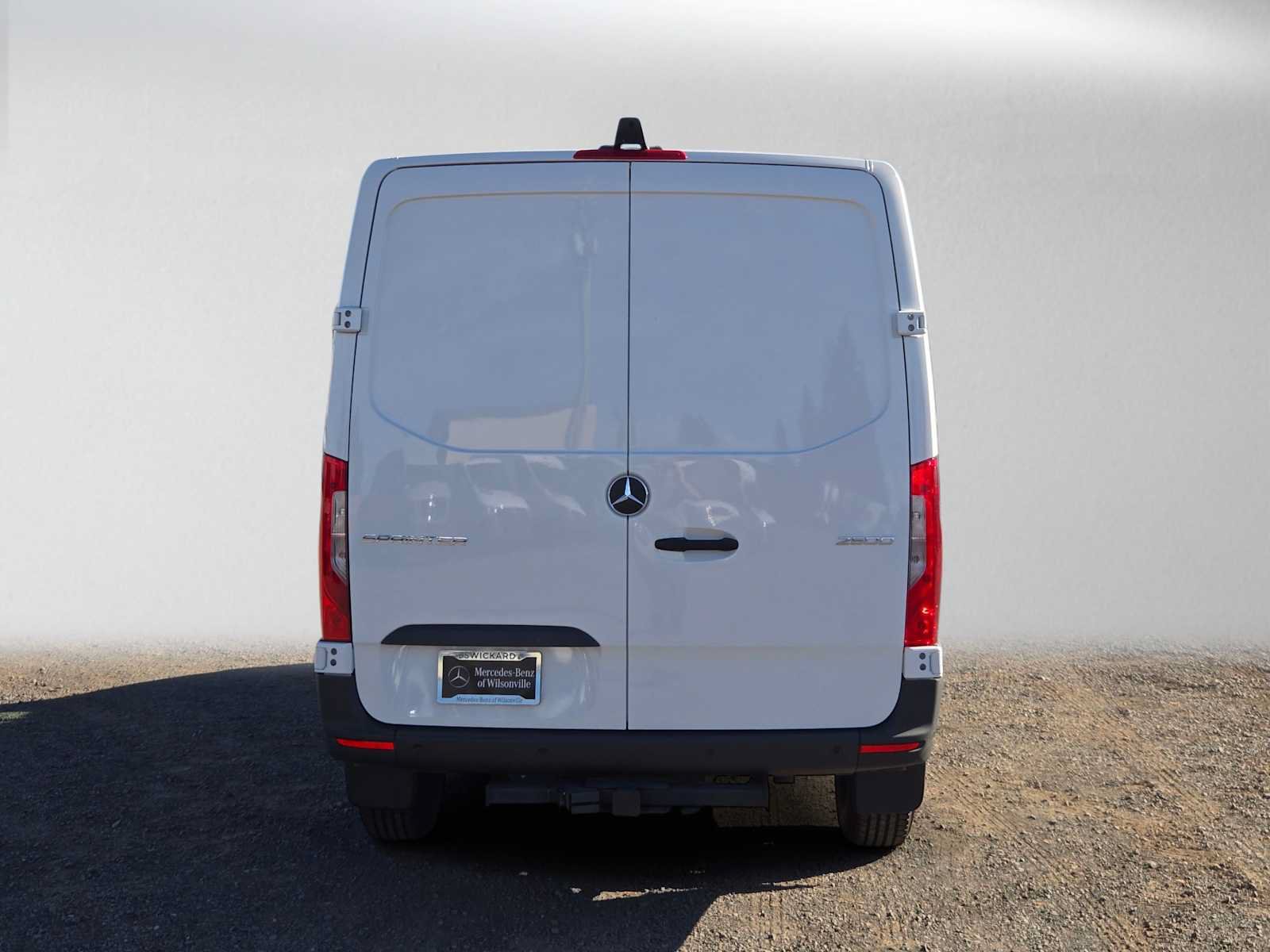Used 2026 Mercedes-Benz Sprinter 2500 image 4