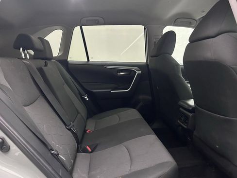 Used 2023 Toyota RAV4 XLE AWD/4WD image 15
