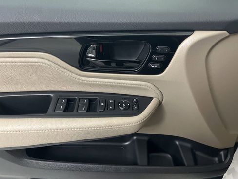 Used 2024 Honda Odyssey Elite image 49