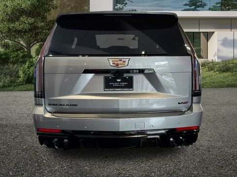 New 2026 Cadillac Escalade V AWD/4WD image 4