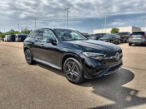 New 2026 Mercedes-Benz GLC 300 4MATIC image 11