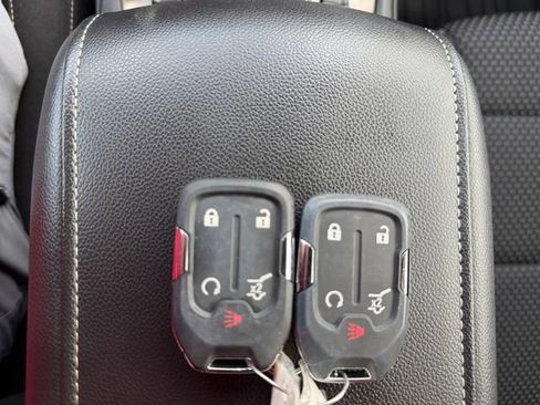 Used 2023 GMC Acadia SLE w/ Driver Convenience Package AWD/4WD image 24