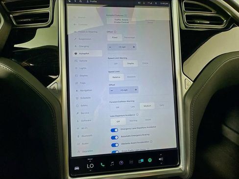 Used 2017 Tesla Model S 100D AWD/4WD image 19