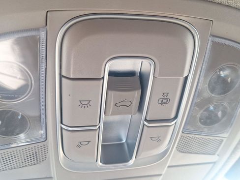 Used 2020 Hyundai Santa Fe SEL FWD image 28