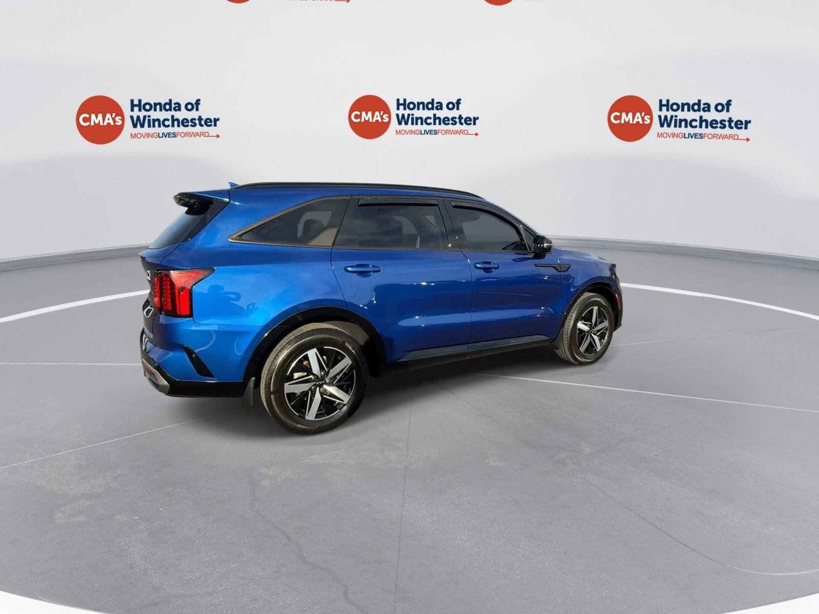 Used 2023 Kia Sorento S w/ Panoramic Sunroof Package FWD image 8