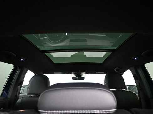 Used 2022 Volkswagen Atlas Cross Sport SEL Premium R-Line image 19