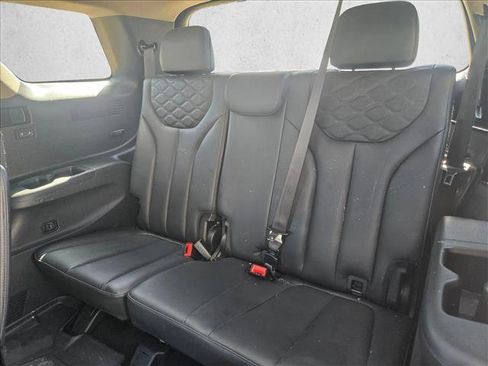 Used 2022 Hyundai Palisade Limited image 21