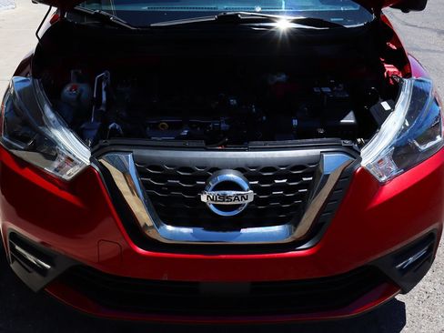 Used 2020 Nissan Kicks SR w/ SR Premium Package FWD image 54