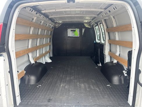 Used 2025 Chevrolet Express 2500 w/ Driver Convenience Package RWD image 12