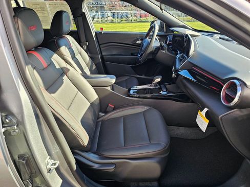 New 2026 Chevrolet Trax RS w/ Driver Confidence Package image 11