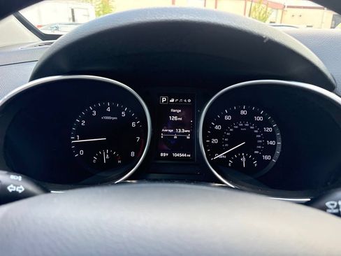 Used 2018 Hyundai Santa Fe Sport FWD image 22