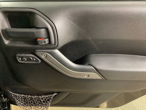 Used 2013 Jeep Wrangler Unlimited Sport AWD/4WD image 30