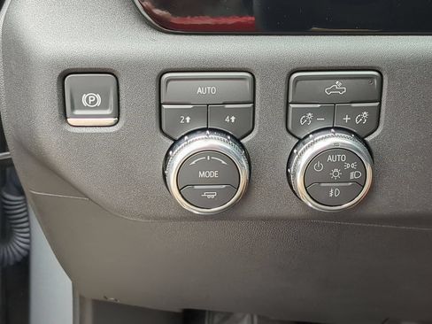 Used 2026 GMC Sierra 1500 Elevation AWD/4WD image 17