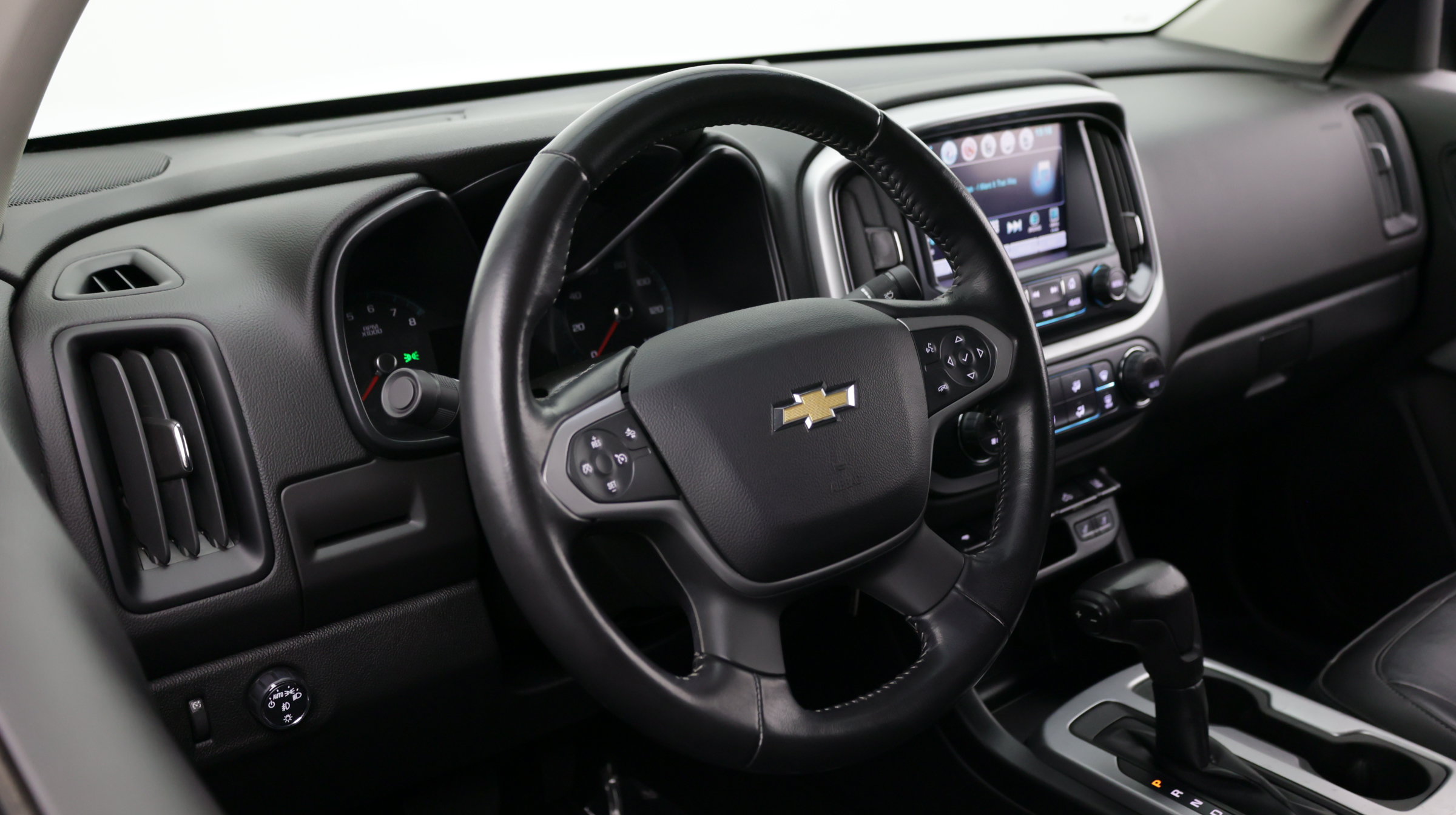 Used 2018 Chevrolet Colorado LT w/ Luxury Package, Chrome RWD image 8