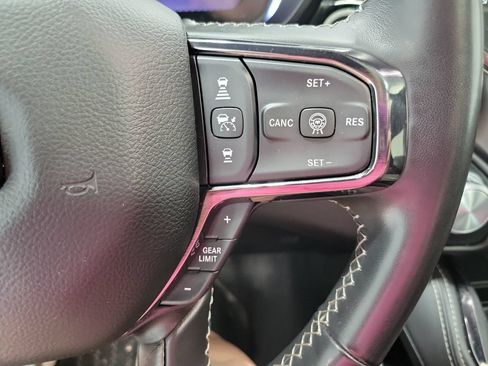 Used 2025 RAM 1500 Limited AWD/4WD image 37