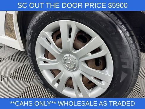 Used 2013 MAZDA MAZDA2 Sport FWD image 11