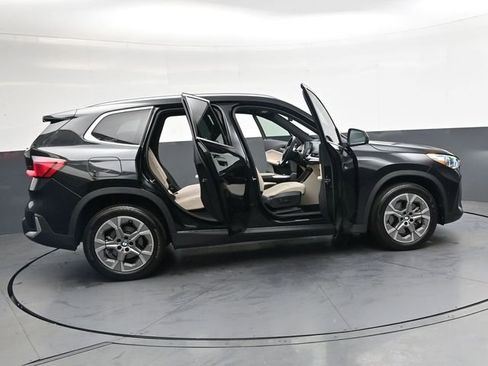 Used 2023 BMW X1 xDrive28i w/ Premium Package AWD/4WD image 37