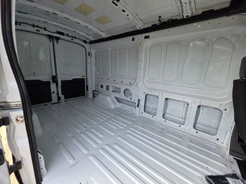 New 2026 Ford Transit 250 148 Medium Roof image 21