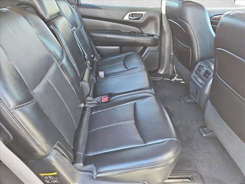 Used 2015 Nissan Pathfinder Platinum w/ Cargo Package image 23