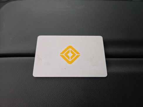 Used 2025 Rivian R1S Adventure image 31