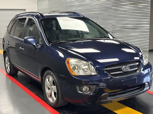 Used 2007 Kia Rondo EX w/ Premium Pkg FWD image 7