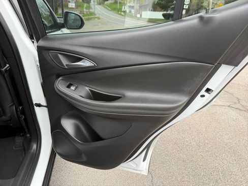 Used 2023 Buick Encore GX Preferred image 32