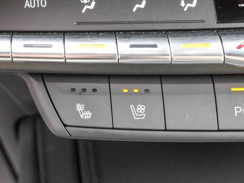 Used 2023 Cadillac XT4 Sport AWD/4WD image 27