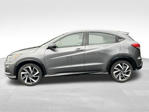 Used 2019 Honda HR-V Sport image 2