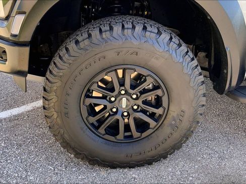 Used 2024 Ford F150 Raptor AWD/4WD image 8
