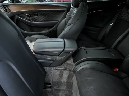 Used 2026 Bentley Continental GT Speed AWD/4WD image 32