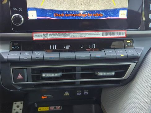 Used 2026 Toyota Camry SE FWD image 20