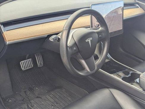 Used 2018 Tesla Model 3 Long Range image 10