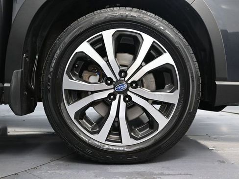 Used 2019 Subaru Forester Limited w/ Popular Package #3 image 16