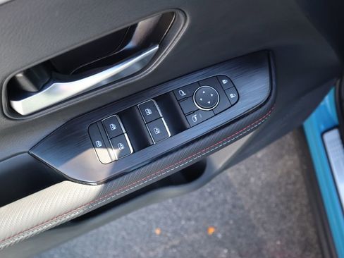 New 2026 Nissan Kicks SR w/ Illumination Package image 17