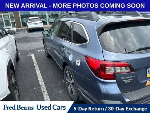 Used 2018 Subaru Outback 2.5i Limited AWD/4WD image 9