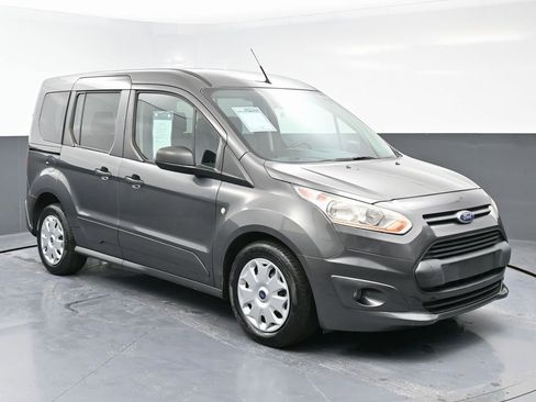 Used 2016 Ford Transit Connect XLT image 3