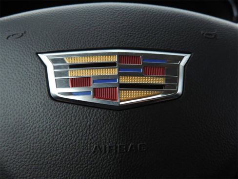 Used 2019 Cadillac XT5 Luxury image 25