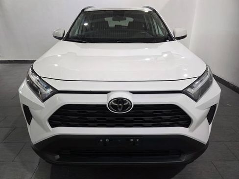 Used 2025 Toyota RAV4 XLE AWD/4WD image 8