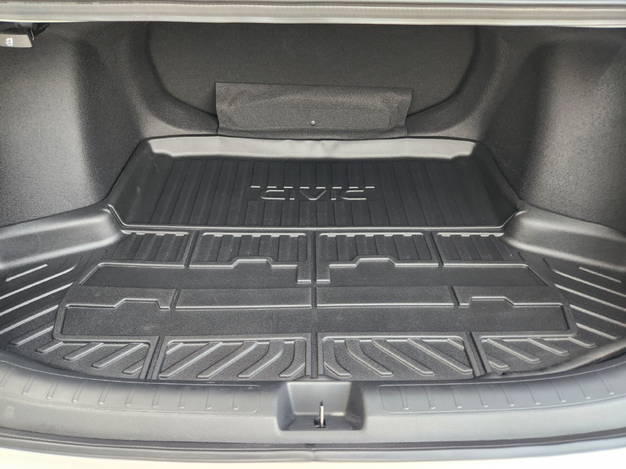 Used 2024 Honda Civic LX image 30